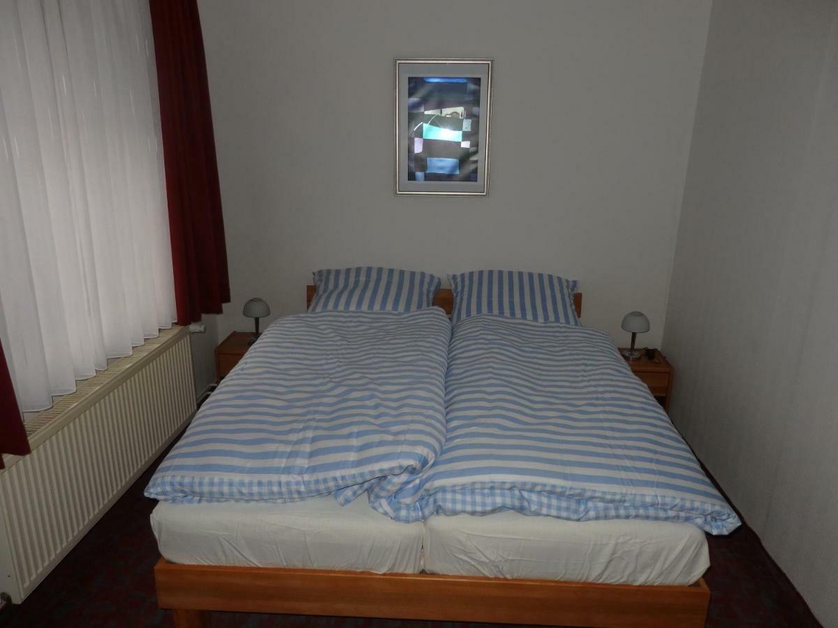 Hotel Zur Saale Weißenfels Esterno foto