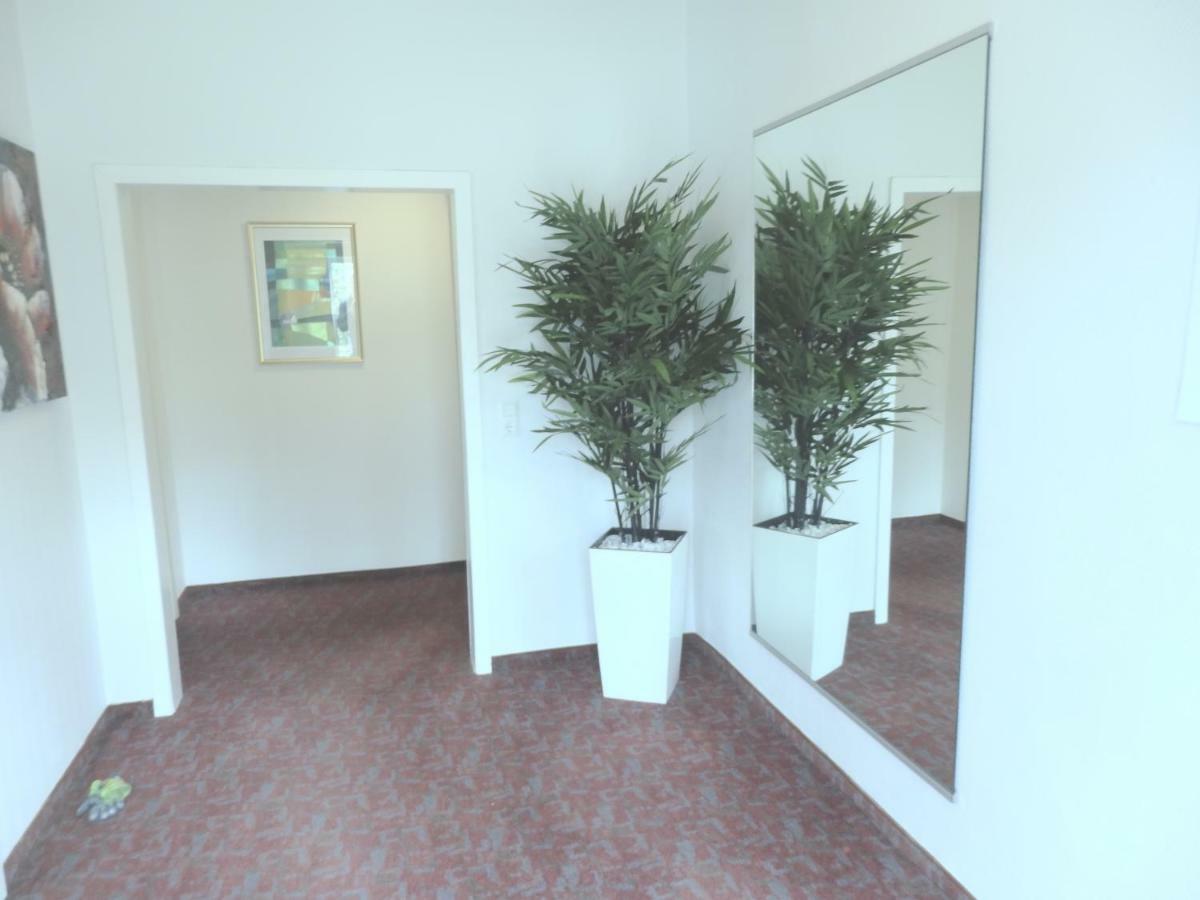 Hotel Zur Saale Weißenfels Esterno foto