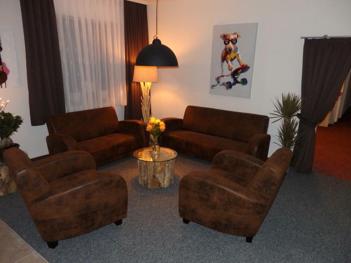 Hotel Zur Saale Weißenfels Esterno foto