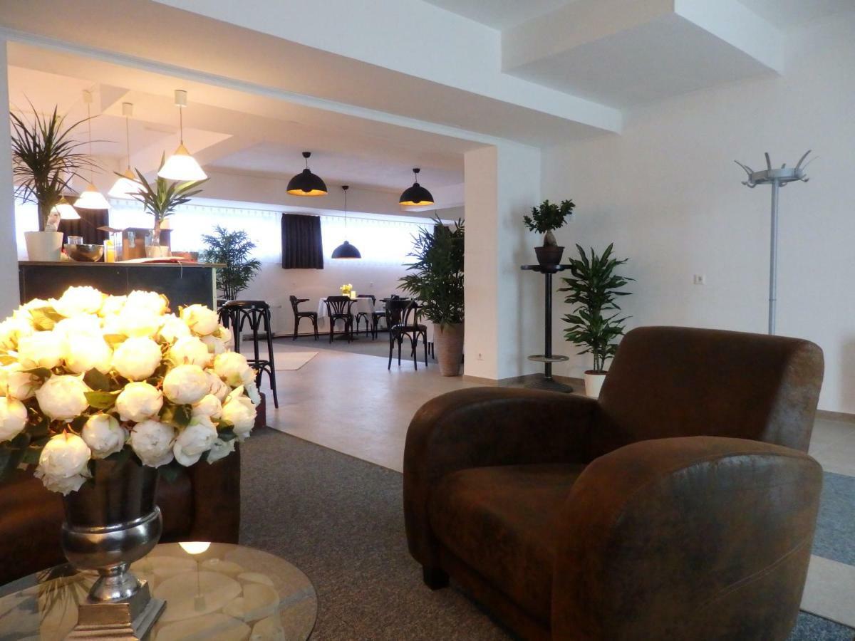 Hotel Zur Saale Weißenfels Esterno foto