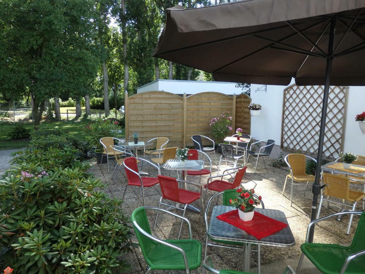 Hotel Zur Saale Weißenfels Esterno foto