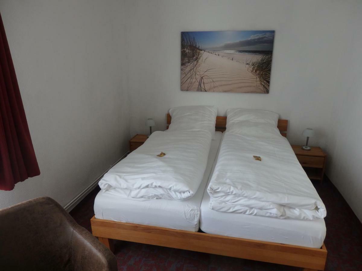 Hotel Zur Saale Weißenfels Esterno foto