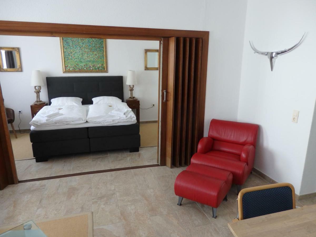 Hotel Zur Saale Weißenfels Esterno foto